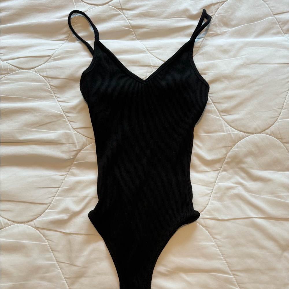 Lulu’s black ribbed bodysuit, xs